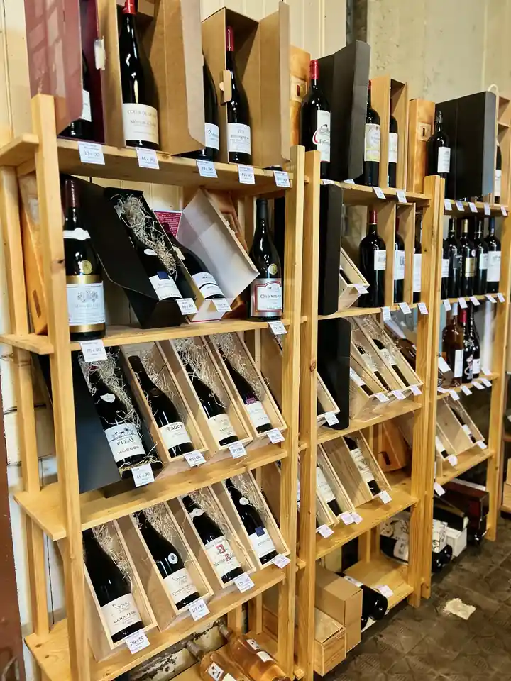 Cave saut de bouchon vin champagne spiritueux saint-dizier